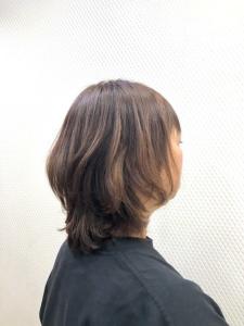 暖色系カラー/くびれヘア/ミディアム/ウルフレイヤー/40代 - QUALIS 上福岡店掲載