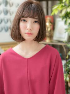 ダークカラー前下がり小顔耳かけ大人ボブ　切りっぱなしロブ - COVER HAIR bliss【カバーヘア ブリス】大宮/大宮西口店掲載