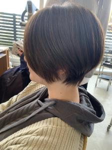 大人ショート - hair lounge ungu掲載