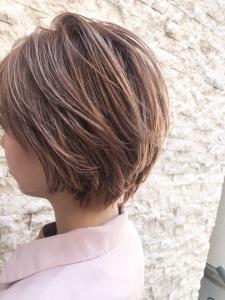 ４０代５０代大人女性に人気のボリュームショートボブ - hair lounge TRiP掲載