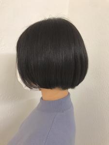 コロンとした丸みが可愛いミニボブ - ungu ul掲載