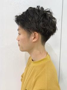 アッシュグレー×ツーブロックショート【クスダ】 - THE ESCALA 表参道本店 【エスカーラ】掲載