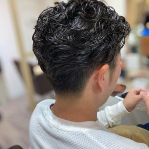 メンズパーマ　ショートスパイラルパーマ２ブロック - LOHAS Hair ANGIE掲載