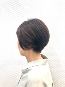 小顔ショート/ハンサムショート/暗めカラー/アッシュ/50代 - QUALIS 上福岡店掲載