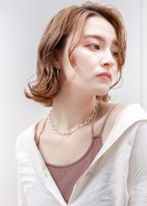 ニュアンス ボブ 透明感 フォギーベージュ イルミナカラー - BROCANTE LUXBEブロカントラックスビー立川北口店掲載