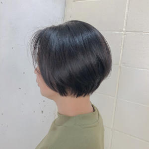 ショートボブ×グレイカラー - Lourdes hair design掲載