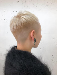 ハイトーンベージュ×フェードスタイル - Lourdes hair design掲載
