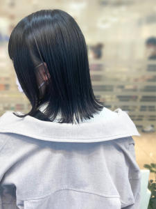 外ハネ切りっぱなしボブ - Ash 横浜瀬谷店掲載