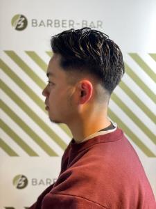 フェードサイドパートスタイル【BARBER-BAR】 - バーバーバー赤羽掲載
