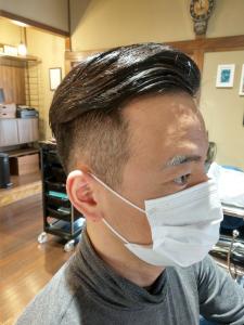 マスクに負けないで♪　横の毛いらねーだろ爽やかビジネスヘア - ヒトトケ掲載