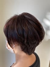 頭の形を綺麗に魅せるくびれショート - Ash 西川口店掲載