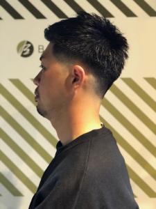 フェードカットスタイル【BARBER-BAR】 - バーバーバー赤羽掲載