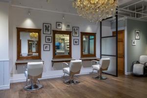 Cheerful Hair チアフルヘアー 福岡市 美容室 Sakuria サクリア Cheerful Hair チアフルヘアー 福岡市 美容室 Sakuria サクリア