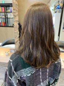 《NEXT 門井》ゆるふわカール×スモーキーグレージュ - HAIR&MAKE SeeK NEXT立川掲載