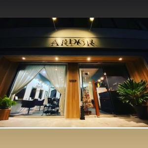 Salons Hair 野間店 サロンズヘア ノマテン 福岡市南区 美容室 Sakuria サクリア Salons Hair 野間店 サロンズヘア ノマテン 福岡市南区 美容室 Sakuria サクリア