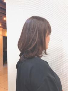 前上がり/レイヤー/ミディアム/小顔/暖色系カラー/40代 - QUALIS 上福岡店掲載