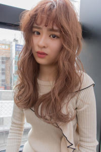 透け感満載のオレンジベージュ - lit hair掲載