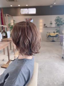 小顔補正立体カットボブスタイル - DAM hair garden掲載