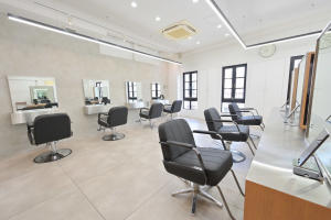 Premium Barber 新宿店 By Hiro Ginza プレミアムバーバーシンジュクテンバイヒロギンザ 新宿区 美容室 Sakuria サクリア