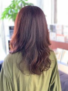20代30代セミロングレイヤースタイルピンクブラウンカラー - QUALIS 赤塚店掲載