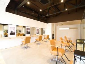 Antiga Vi アンティガシス さいたま市大宮区 美容室 Sakuria サクリア