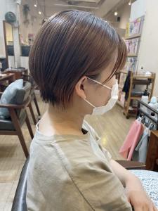 丸みなショートボブ☆ - gift hair salon掲載