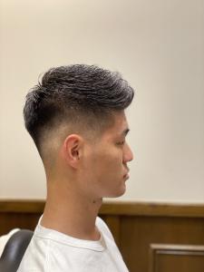 フェードスタイル??アイロンパーマ - HIRO GINZA BARBERSHOP 飯田橋神楽坂店掲載