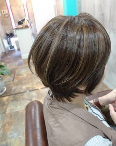 白髪ぼかしハイライト - CRETE HAIR RESORT掲載