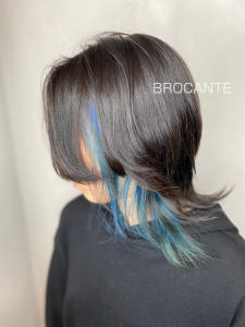 インナーカラー ブルー 青髪 ウルフ イヤリングカラー  - BROCANTE LUXBEブロカントラックスビー立川北口店掲載