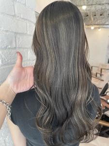 白髪染めハイライト - tocca hair & treatment 難波店掲載