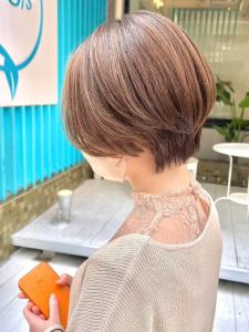 ベージュショートでオシャレ度アップ☆ - hair make O/S掲載