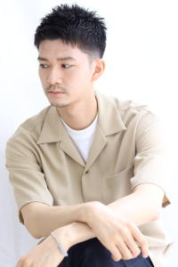 【加藤信綱】大人気！爽やかナチュラルフェードカット夏秋 - hair+resort lagoon掲載