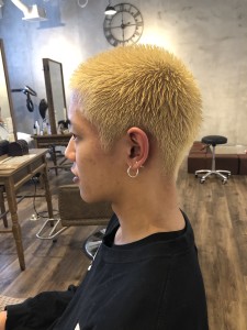 ブロンドボウズショート - a Gland villa suita掲載