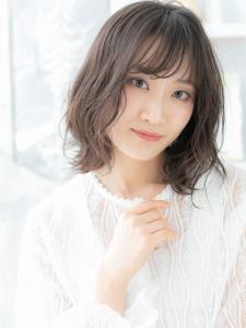 バレイヤージュシースルーバングくびれミディ　グレイアッシュ - mod's hair【モッズヘア】越谷/越谷西口店掲載