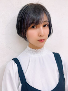 Lia＆汐見悠佑　刈り上げショートボブ＆ハイライト - Lia by KENJE掲載