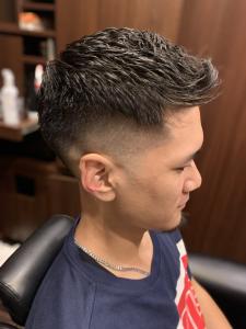 フェード+ジェットモヒカンスタイル - ヒロ銀座ヘアーサロン 五反田店掲載