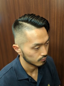 スキンフェード震災刈りスタイル　グリース仕上げ - HIRO GINZA 新橋店【理容室】掲載