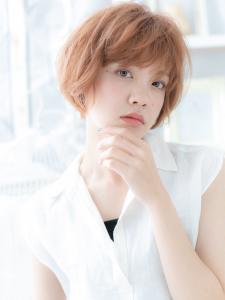 外国人風マロンベージュくせ毛風ボブショート　ハイライトカラー - mod's hair【モッズヘア】越谷/越谷西口店掲載