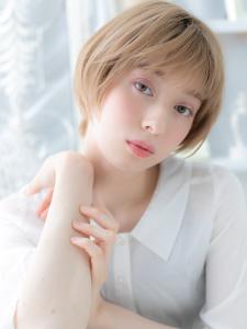 シースルー前髪大人ハイライトマッシュボブ　オン眉ショート - mod's hair【モッズヘア】越谷/越谷西口店掲載