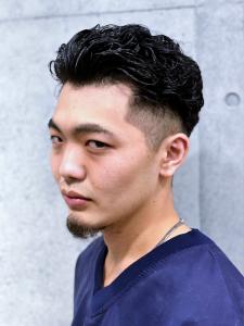 フェードカットで作る宮城リョータ風パーマ - GUZZLE 原宿店掲載