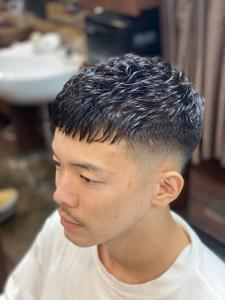 スキンフェードクロップスタイル - ヒロ銀座ヘアーサロン 浜松町大門店掲載