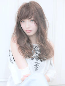 20代30代オススメコテ巻き風パーマ - La Bless なんばスカイオ《髪質改善/ヘッドスパ/美髪》南海難波駅直結掲載