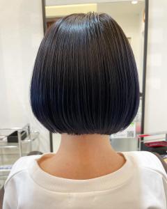 ミニボブ×ネイビーパープル - atelier visse掲載