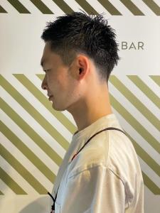 大人の刈り上げスタイル【BARBER-BAR】 - バーバーバー赤羽掲載