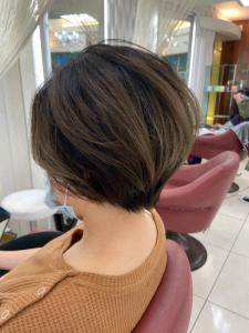 ショート/グラデーション/小顔/丸み/40代50代60代/ - QUALIS 上福岡店掲載