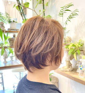 柔らかな動きをプラスした、女度アップの大人ボブスタイル - MIENE Hair【髪質改善 × 本格エイジングケア専門】掲載