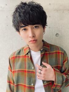 フェザーマッシュ/くせ毛風パーマ/ショートレイヤー/黒髪	 - MEN'S HAIR TOKYO 表参道掲載
