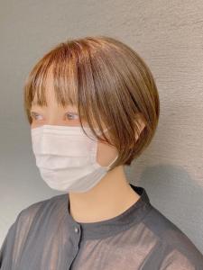 丸みのあるショートスタイル - 半個室型美容室 Sourire 博多店掲載