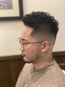 ハードパーマ×スキンフェード - HIRO GINZA BARBERSHOP 飯田橋神楽坂店掲載