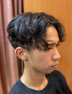 パーマ風センターパートフェード - ヘアーモードキクチ 銀座店掲載